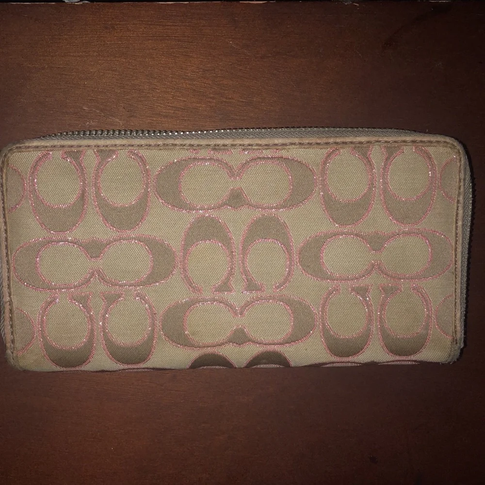 Wallet - Picture 3 of 3